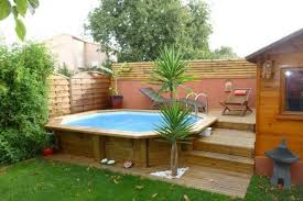 Piscine center, vous propose le plus grand choix de matériel et d'accessoires pour piscine, venez découvrir tout le matériel sur piscine center : Piscine Hors Sol Les 12 Erreurs A Eviter