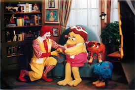 Birdie The Early Bird It S Ronald Mcdonald Birdie The Early Bird And The Fry Kids Learning About The Magic Of Reading In A Segment From The 2 Family Theater Ronald Mcdonald Puppets