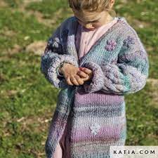 Colourways have been carefully selected to create stunning and elegant combinations. Autumn Winter Models Patterns Katia Com