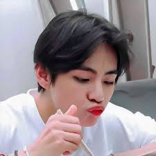  Taetae Pouting Bts Taehyung Kim Taehyung Taehyung
