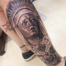 It complements the simple fuzz shading in combination with a simple tattoo since it is simply expressed. 41 Virgin Mary Tattoos With Religious Connections And Meanings Tattooswin
