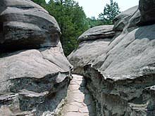 See camel rock, anvil rock, devil's smokestack and many other fascinating formations. Garden Of The Gods Wilderness Wikipedia
