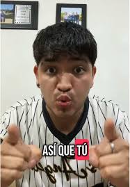 Todo suena muy serio y motivacional cuando le pones esta musica de fondo xd