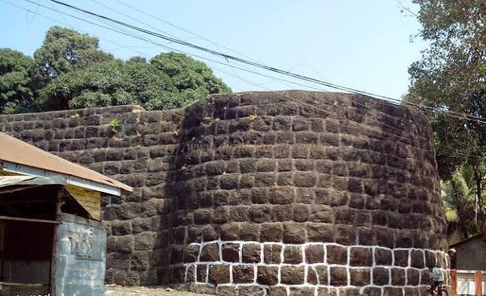 Hirakot Fort