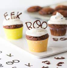 Use Melted Chocolate To Create These Modern Fun Halloween Diy Cupcake Toppers Perfect For Decorating Halloween Cupcake Toppers Chocolate Diy Diy Cake Topper