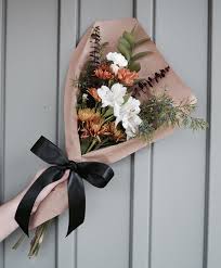 Small Flower Bouquet Arrangement Brown Craft Paper Wrapping Black Bow Neutral Eucalyptus Als Paper Flower Bouquet Wrap Flowers In Paper Flower Bouquet Diy
