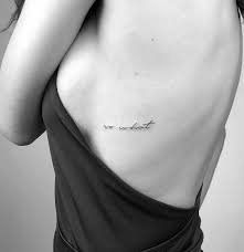 101 Best Small Simple Tattoos For Men 2019 Small And Simple Tattoos Have Become Immensely Popular In Recent Yea Discreet Tattoos Tattoos Rib Tattoos For Women