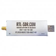 Several improvements over generic brands including use of the r820t2 tuner, improved component tolerances, a 1 ppm temperature compensated oscillator (tcxo), sma f connector, aluminium case with passive cooling, bias tee circuit and break out pads for easy direct sampling modification. Rtl Sdr Com Dongle V3 R820t2 Sma Bias T