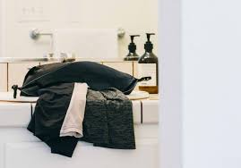 It offers good cleaning without significant fading or shrinking. A Guide To Hand Washing Clothes While Traveling Tortuga