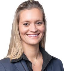 Julia Rix's Instagram, Twitter & Facebook