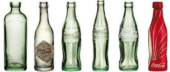 Bottle bouteille en verre pleine de coca cola 1 litre de 1984 @ coke @ j.o. La Bouteille De Coca Cola Au Mieux De Ses Formes