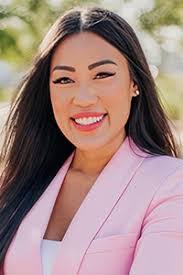 Victoria Phan's Instagram, Twitter & Facebook