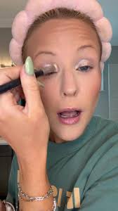 🍒Happy Monday!!! Foundation bundle + MORE! Comment “LINK” and I’ll send  everything to your inbox!