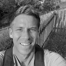 Our Crew — Trajektory