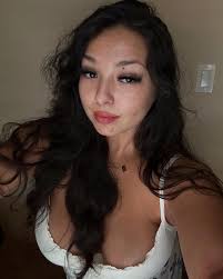 Hayley Barber (@hayleyybarber) • Instagram photos and videos