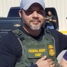 Fundraiser for Damaris Fabela by Amalia Mata : Family of Border Patrol  Agent Javier Fabela