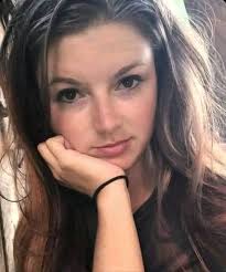 Once again if you still love me 𝗦𝗮𝘆 𝗵𝗶 💕💕💕❤️💕 ..love you too for  lovely response.