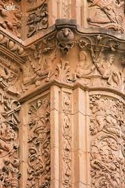 En el año 1254 fue reconocida por el papa alejandro iv como una de las cuatro mayores universidades del mundo, junto con las universidades de oxford, parís y bolonia. Rana Salamanca Detalle De La Rana En La Fachada De La Un Flickr