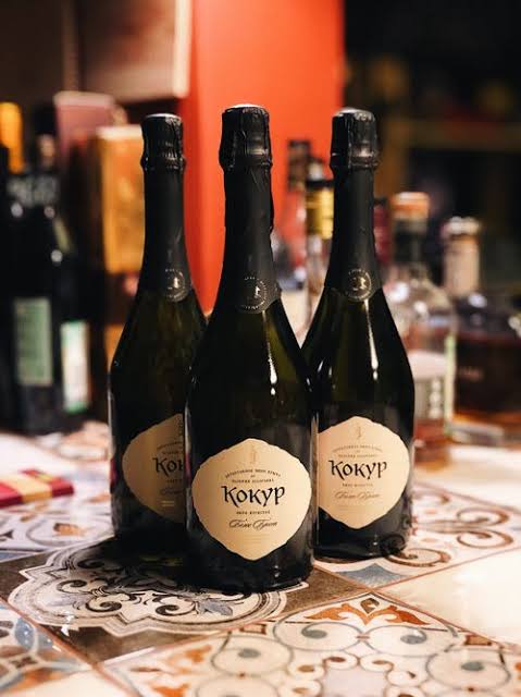 Geneva: A Private Wine Tasting—New Flavors, Interesting Wines, and Enjoyable Experiences