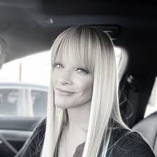 Vonda Lowery's Instagram, Twitter & Facebook