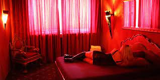 The huf haus statement represents our uncompromising demand for quality and is achieved through careful selection of materials and individual product design. Prostitution Die Last Mit Dem Bordell Im Haus Kolner Stadt Anzeiger