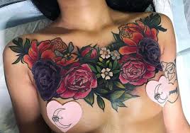 30 Chest Tattoos For Women That Draw Approving Eyes Chest Tattoos For Women Chest Piece Tattoos Chest Tattoo