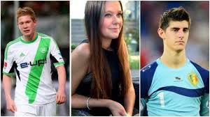 Kevin de bruyne et thibaut courtois sont sans aucun doute deux stars dans leurs positions respectives mais les deux ne s'entendent pas du tout bien qu'ils portent le même maillot de l. Footballfunnys On Twitter Thibaut Courtois Gave Me In A Night What De Bruyne Couldn T In 3 Years Kevin De Bruyne S Ex Girlfriend Http T Co Ko67puxwwx