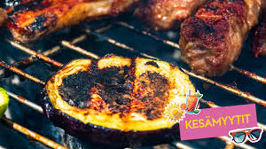 Voiko grillimakkaraa syödä kesän jokaisena päivänä vai aiheuttaako se  terveyshaittoja?