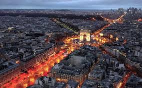 158,557 views, added to favorites 1,588 times. Les Champs Elysees Avenue De Tous Les Symboles Le Parisien