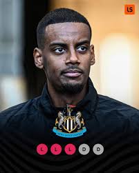 Bone is slowly putting Isak