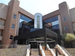 8 Hillside Road Parktown Parktown Johannesburg 2193 Just use the let us know what you need section of the booking page to let the hotel know you want to book a ride, and they will contact you via the agoda messaging.