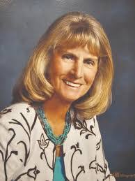 Maxine Farley's Instagram, Twitter & Facebook