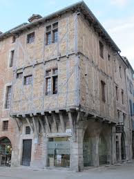 Maison Fin Xiiie Rue Daurade Cahors 46 In 2020 Cahors Unusual Buildings Medieval Houses