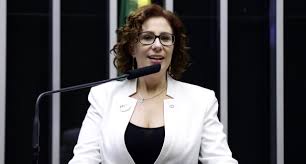 Últimas notícias, reportagens, imagens e informações exclusivas a respeito de carla zambelli nos arquivos do jornal midiamax. Carla Zambelli Diz Que Valeixo Antecipou A Ela Pedido De Demissao Do Comando Da Pf Money Times