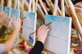 As avid painters ourselves, we have a few tricks for picking the perfect thing to wear to paint and sip. 8 Of The Best Paint And Sip Classes In Nyc