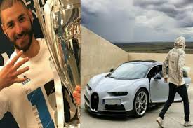 El delantero del real madrid, karim benzema, presumió a través de su cuenta oficial de instagram su costoso bugatti chiron que adquirió en 2018. Real Madrid Star Karim Benzema Newly Acquired Bugatti Chiron Photos