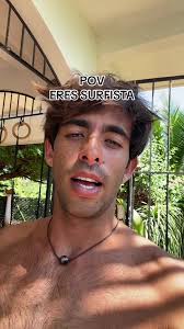 Tirarse Al Agua De Cabeza De Broma