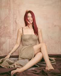 Truly honored ⚜️ merci @dior and to everybody who took care of me 🖤 a  lovely sketch of me to immortalize a very special moment of my journey with  fashion 🖤