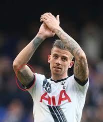 Toby alderweireld joined spurs from atletico madrid for £11.4m in 2015. Toby Alderweirelds 6 Tattoos Ihre Bedeutung Promi Tattoos