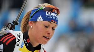 Bisher ist es außer forsberg, neuner und mäkäräinen nur dorothea wierer aus italien , eva korpela aus schweden und anfissa reszowa aus russland gelungen, den gesamtweltcup mehr als. Magdalena Neuner Erhielt Wahrend Der Biathlon Wm Eine Morddrohung Der Spiegel