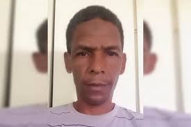 Homem fica três meses preso injustamente e contrai Covid-19 na cadeia