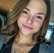 Tori Holbrook's Instagram, Twitter & Facebook