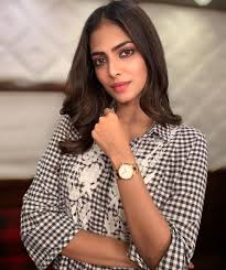The actor was seen in a breezy and comfortable outft — a pair of denim shorts, a strappy white top and a shrug from verb that is nothing less than a riot of colours. Malavika Mohanan On Instagram Beautiful Classic From My Favourite Danielwellington This Indian Actress Photos Model Photos Most Beautiful Bollywood Actress