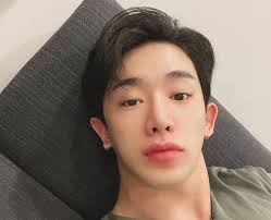 Just recently, monsta x's stylist revealed just that during an. Wonho 15 Facts About The Losing You Singer You Need To Know Popbuzz