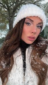 Snow queen ❄️ #makeup #dothanmua #icequeenmakeup #snowday #dothanalabama  #makeuplooks #glam #coldgirlmakeup