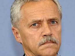 Heinz Fromm: "NPD ist eine klar verfassungsfeindliche Partei"