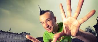 Arturo brachetti, trasformista e illusionista, questa sera all'ostia antica festival… 1 month ago. Un Altro Prestigioso Riconoscimento Internazionale Per Il Trasformista Torinese Arturo Brachetti Mole24