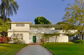 Architect Paul R. Williams' Lafayette Square home is for sale for $2.4M -  Curbed LA
