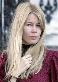 Публикация от claudia schiffer (@claudiaschiffer) 25 авг 2020 в 1:55 pdt. Claudia Schiffer Without Makeup Models Without Makeup Celebs Without Makeup Cool Hairstyles