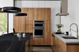 Contemporary vs modern vs transitional kitchen design. Contemporary Kitchen